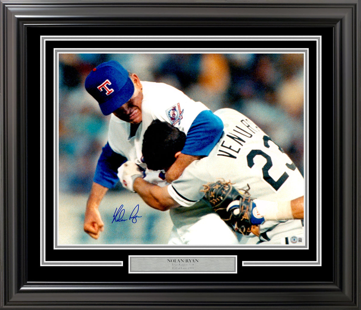Nolan Ryan Autographed Framed 16x20 Photo Texas Rangers Fight vs. Robin Ventura Beckett BAS QR