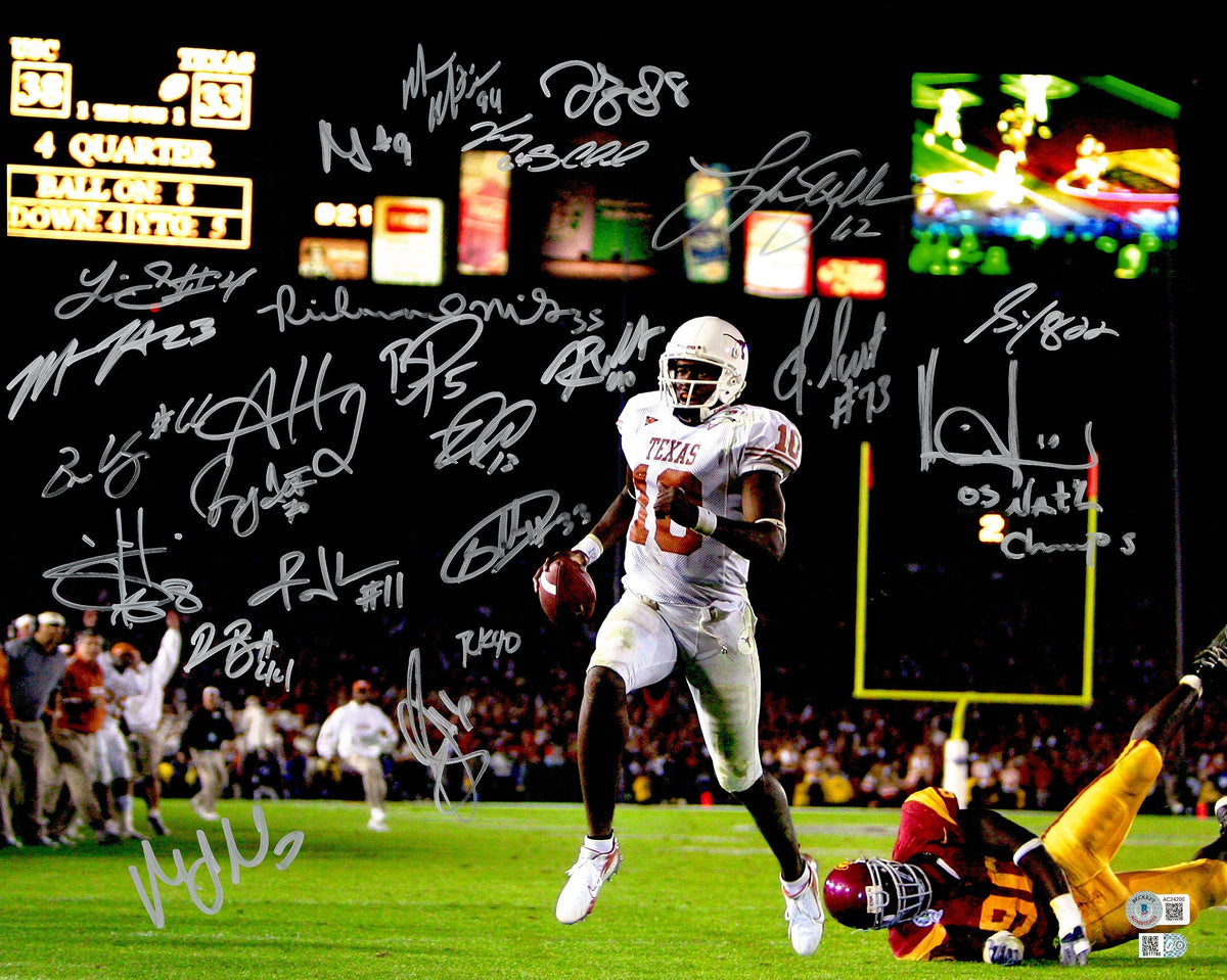 2005 CFB National Champions Texas Longhorns Autographed 16x20 Photo With 24 Signatures Including Vince Young Beckett BAS QR