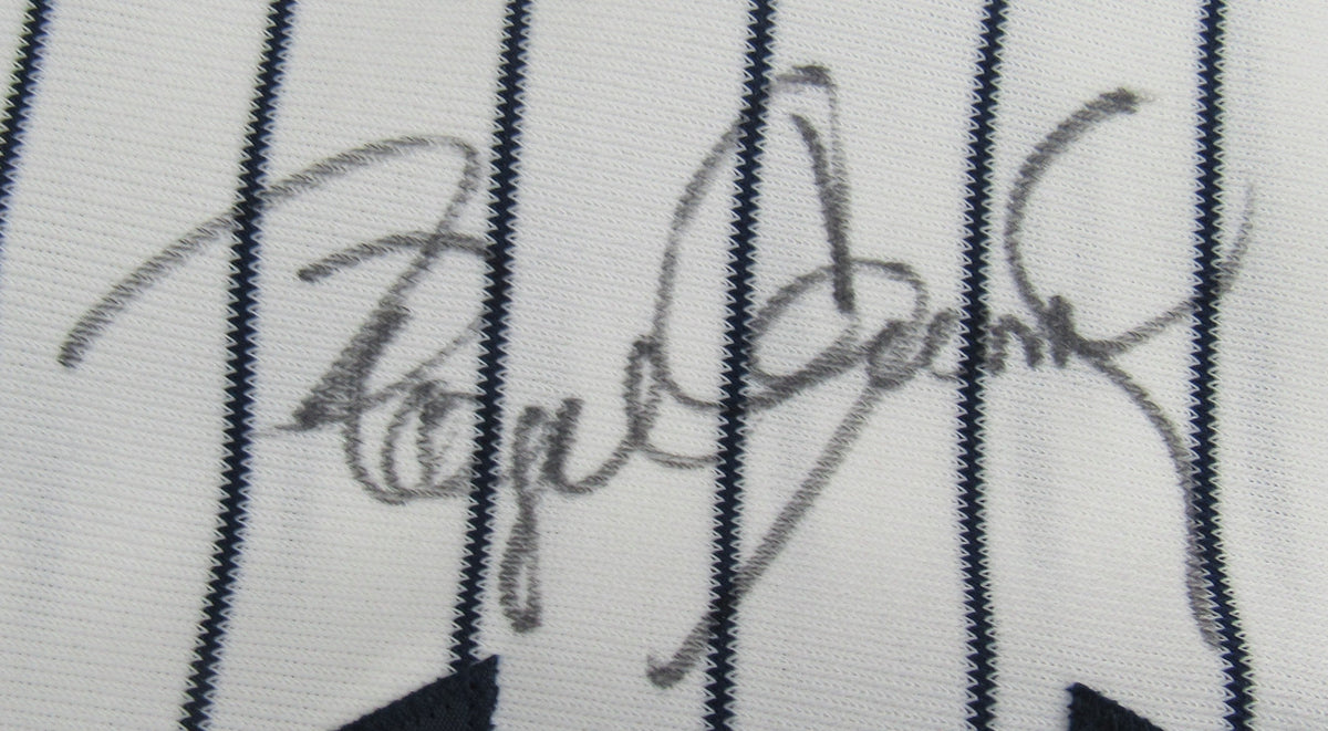 Roger Clemens Signed Yankees Jersey JSA CL1214