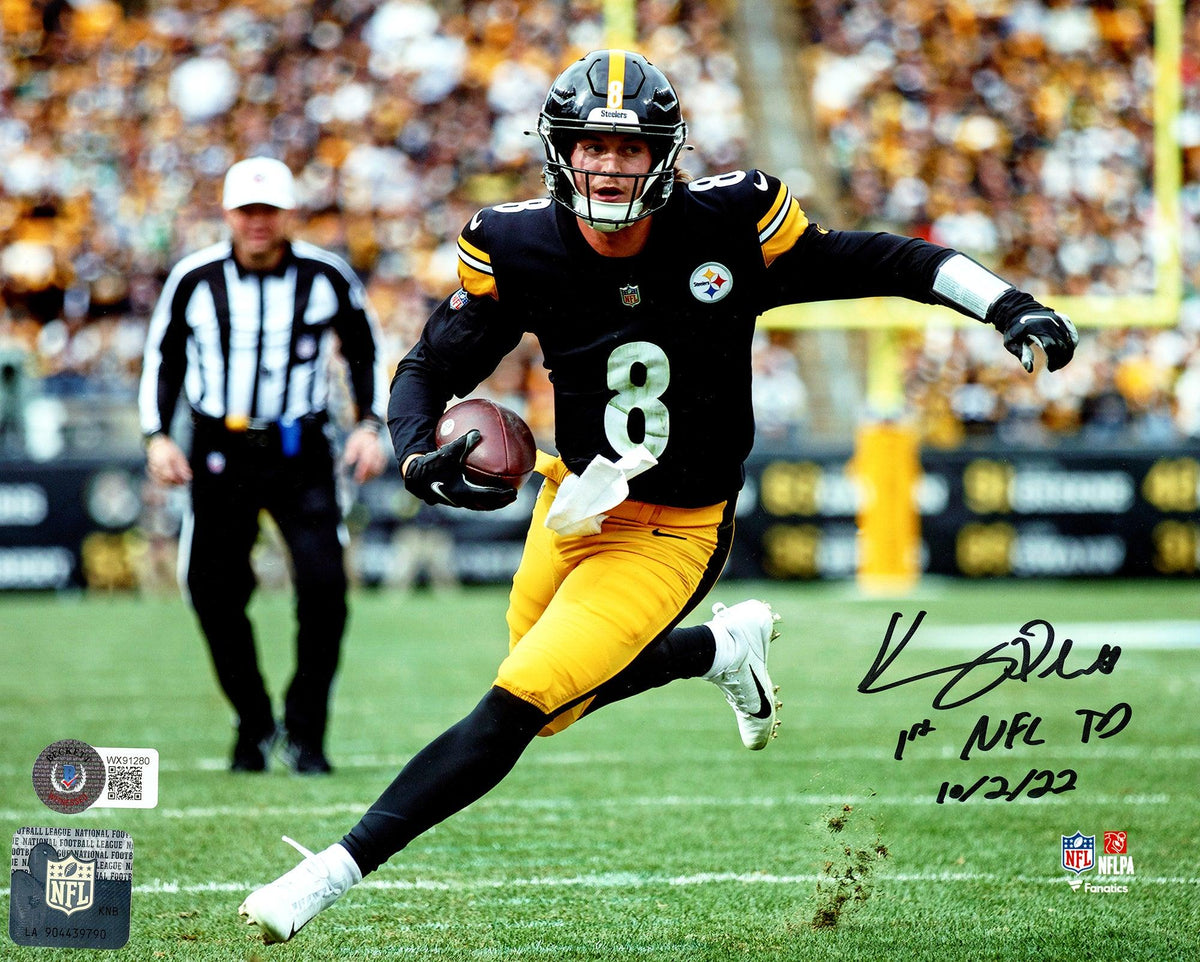 Kenny Pickett Autographed 8X10 Photo Pittsburgh Steelers "1st NFL TD 10/2/22" Beckett BAS Witness Stock #209530