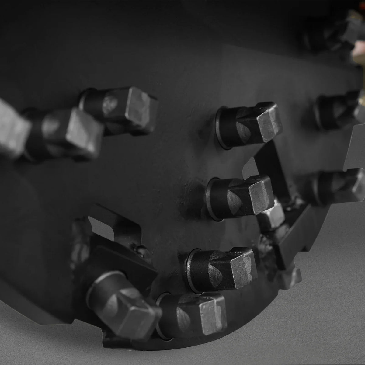 3 Point Hitch PTO Stump Grinder with 34 Carbide Teeth (PTO Shaft Included with Clutch),  for 15-45HP Tractor,  SG24