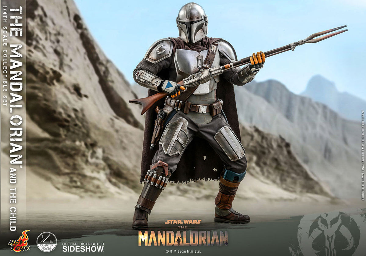 The Mandalorian and The Child Quarter Scale Collectible Set